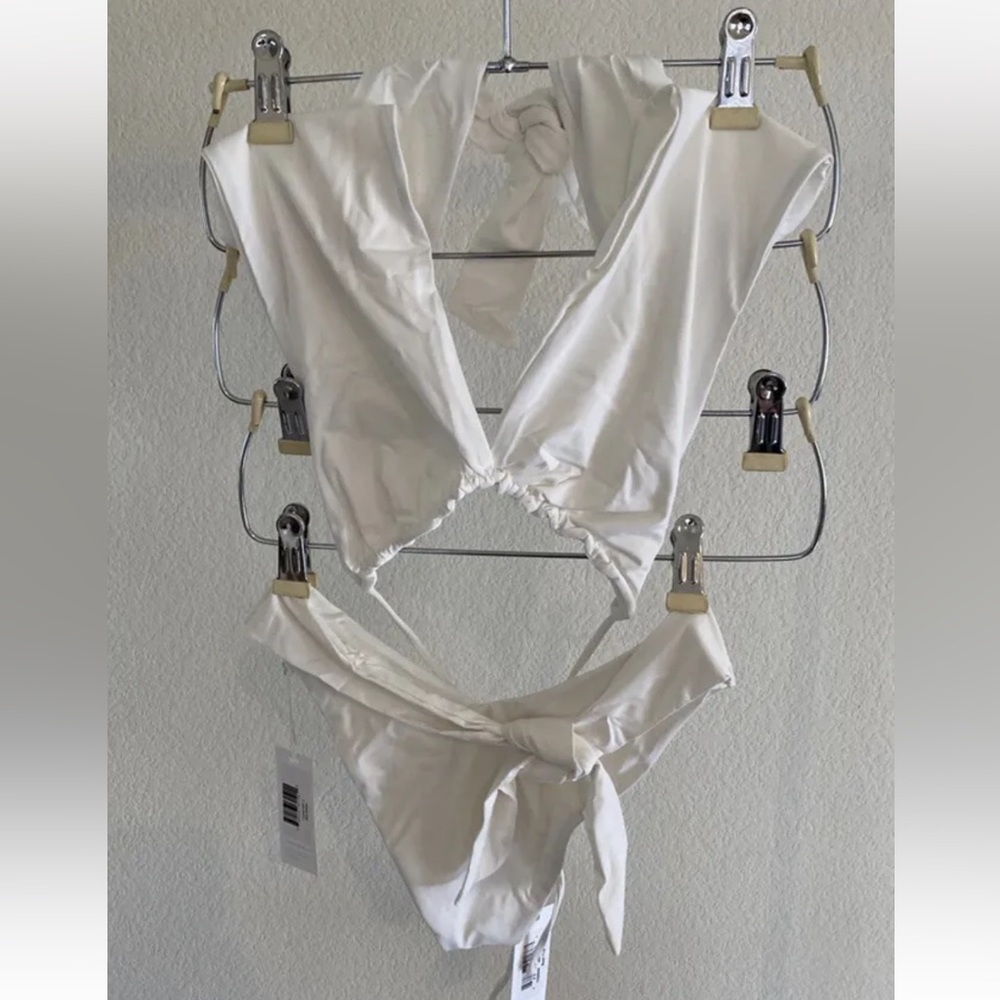 Frankie’s Bikinis Bash Bikini Set Sz Small Top and Bottom - Picture 12 of 12